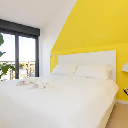Sunny Retreat Near Metro, 12 Min To Duomo Apartment Milan Exterior photo